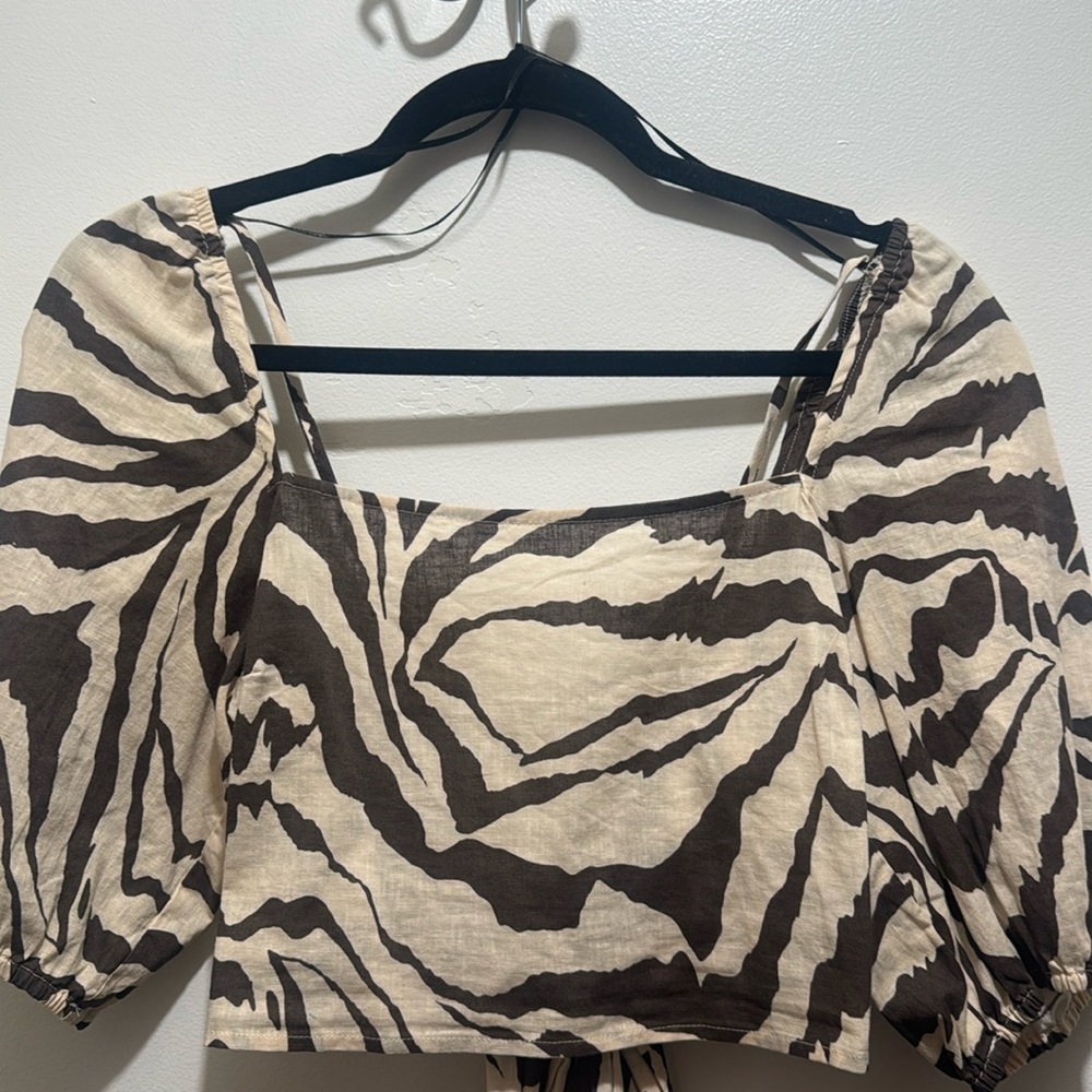 H&M crop top.